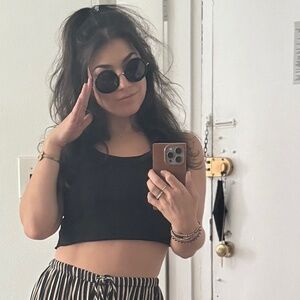 Meet your Posher, Jessica